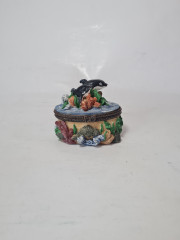 Шкатулка винтажная, с дельфинами и морским узором, фарфор, 7 x 8 см, Германия, 1960-70гг.