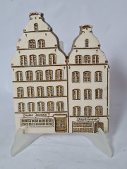 Travemunder Keramikwerkstatt Набор керамических панно "Фасады Любека" в бело-коричневых тонах, 4 шт, 22,5 x 17 см, 17 x 12 см, 18 x 10 см, 11 x 6 см, Германия, 1960-70гг.