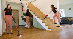 Einhell Einhell Akku-Hand-und Stielstaubsauger TE-SV 18 Li, 120 W, beutellos, ohne Akku und Ladegerat Беспроводной ручной пылесос Einhell TE-SV 18 Li, 120 Вт, без мешка, без аккумулятора и зарядного устройства