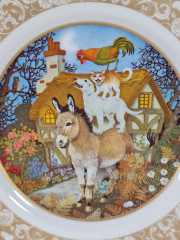 Тарелка коллекционная винтажная Franklin Porzellan, сказки братьев Гримм "Бременские музыканты", 20 x 2 см, Германия, 1978г.