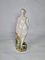 Статуэтка винтажная LUX Alba-Iulia "Женщина с цветами", фарфор, 20,5 x 6 см, Румыния, 1960-1970гг.