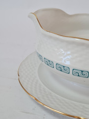 Соусник винтажный Thun, белый фарфор с зеленым узором и позолотой Natalie, 17 x 8 см, Чехословакия, 1960-70гг.