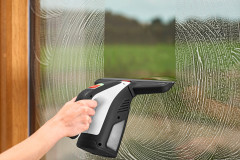Bosch Home & Garden Bosch Home  Garden Akku-Fenstersauger GlassVAC, inkl. Spruhflasche und Microfasertuch  Беспроводной пылесос для окон Bosch Home Garden GlassVAC, в комплект входит распылитель и салфетка из микрофибры.