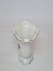 Ваза винтажная "Герб Остербурга, Альтмарк", белый фарфор с позолоченным рельефным краем Plankenhammer, 7,5 x 11,5 x 12 см, Германия, 1960-70гг.