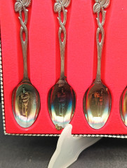 Набор столовый приборов "Роза Хильдесхайма", в заводской коробке, посеребр., вилка - 4 шт., ложка - 4 шт., Германия, 1960-70гг.