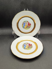 Тарелки сервировочные винтажные TK Thun Czechoslovakia "Три грации / Мадонна", с позолотой, 2 шт., фарфор, 17.5 см, Чехословакия, 1970-80гг.