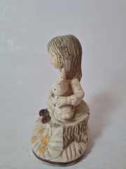 Goebel Фигурка &quot;Девочка с кроликом&quot;, 11см х 8см, Германия, 1960-70гг.