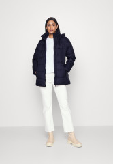 Tommy Hilfiger BAFFLE Down coat desert sky BAFFLE Пуховик небо пустыни