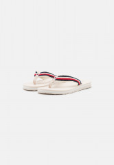 Tommy Hilfiger ESSENTIAL COMFORT T-bar sandals feather white ESSENTIAL COMFORT Сандалии с Т-образной перемычкой перо белое