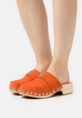Tommy Hilfiger Clogs deep orange засоряет темно-оранжевый