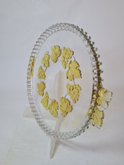 Блюдо винтажное стеклянное с желтыми виноградными листьями, 33 x 2,5 см, Германия, 1960-70гг.