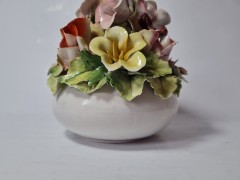 JRJS CLUJ Декоративная фигурка &quot;Разноцветные цветы в вазе&quot;, ручная работа,  17см x 14см, Румыния, 1960-70гг.