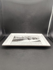 Поднос винтажный Karlsruhe "Проспект Лангетштайнбахера в 1725 году", майолика, кракелюр / чб декор, керамика, 30 х 19 см, Германия, 1970-80гг.