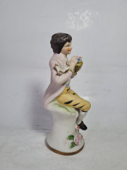 Статуэтка винтажная Im Stil Furstenberg &quot;Юноша с птицей и цветами&quot;, фарфор, 21 см, Германия, 1960-70гг.