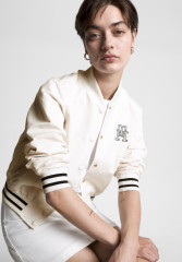 Tommy Hilfiger VARSITY LOGO Bomber Jacket weathered white ЛОГОТИП VARSITY Бомбер выветрившийся белый
